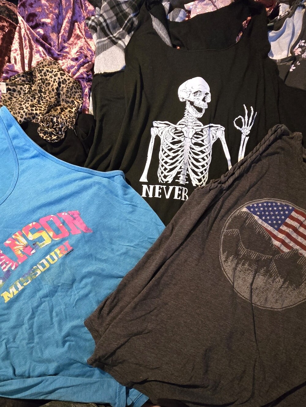 Lot/Bundle of 15 Womens/Misses Clothing (L-XL) - Picture 5 of 8